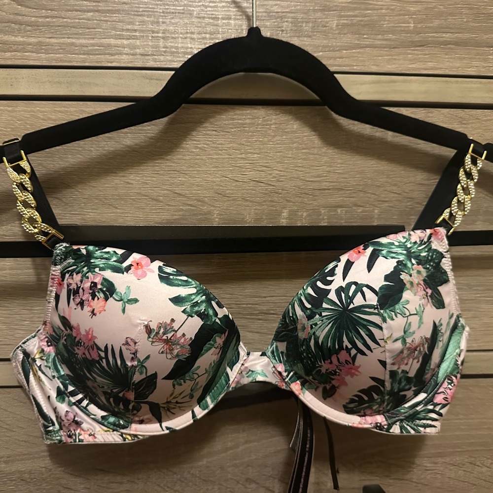 Victoria's Secret Very Sexy Push Up Floral Chain Strap